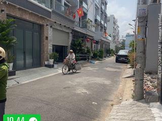 Bán nhà đẹp mới 100%  giá 7,95tỷ  4 tầng  dt 5x16  mặt tiền đường 8m  huỳnh tấn phát  nhà bè