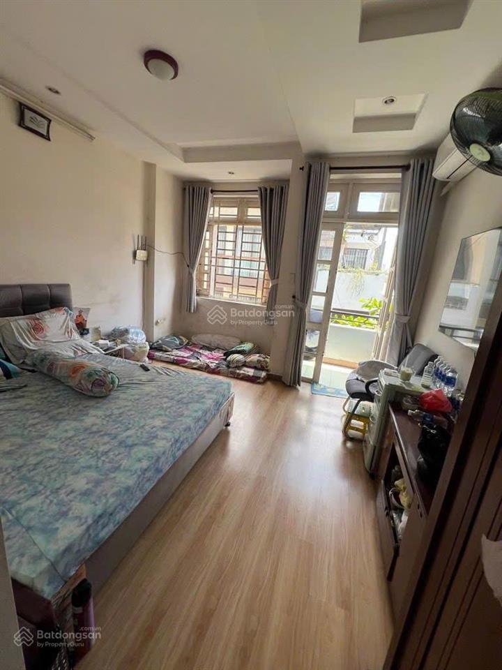 Bán nhà 5 tầng  dt 4mx15m giá 9,5tỷ  đường số 7m  lý phục man  quận 7  gần trường nguyễn hiền