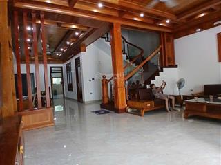 Bán gấp biệt thự mặt tiền 8m  giá 6,1 tỷ  dt 236m2  quảng phú  khu kinh doanh sầm uất