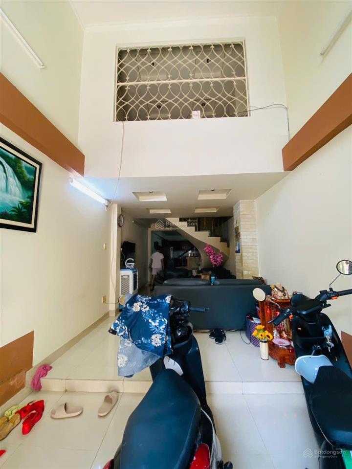 Phú nhuận 4 tầng  hxh 60m2  nở hậu chữ l  hơn 10 ty