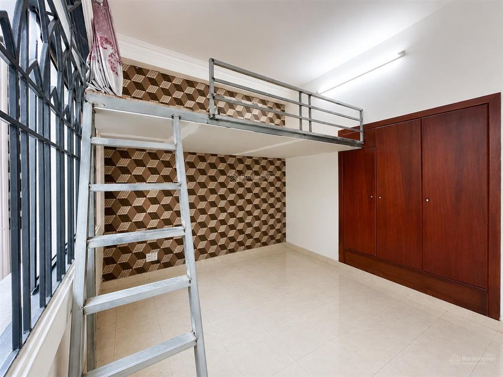 Duplex cửa sổ trời siêu rộng khu bàu cát