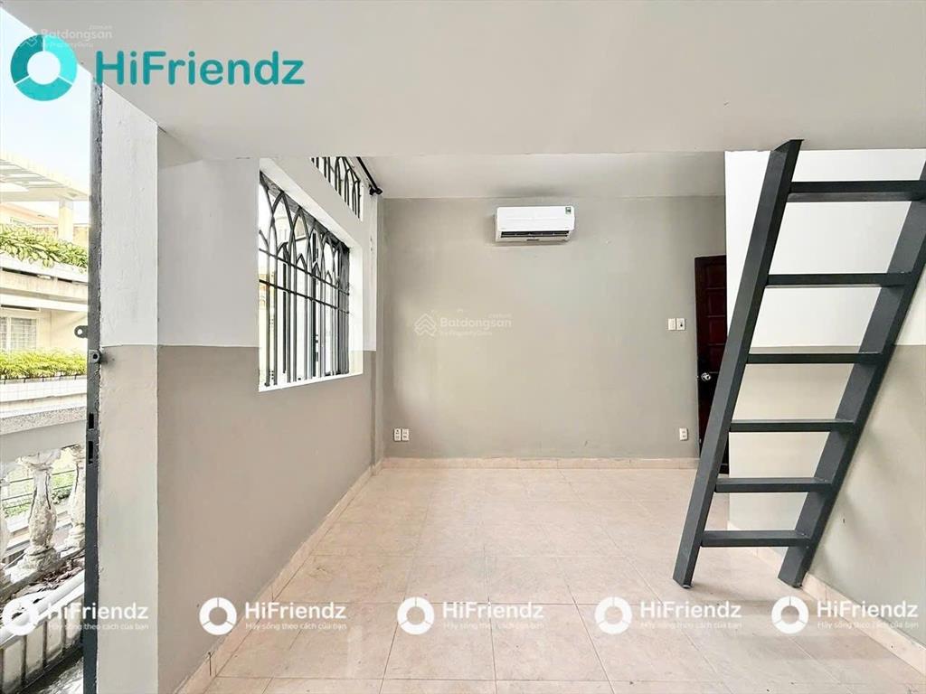 Duplex bancol cửa sổ trời khu bàu cát siêu rộng