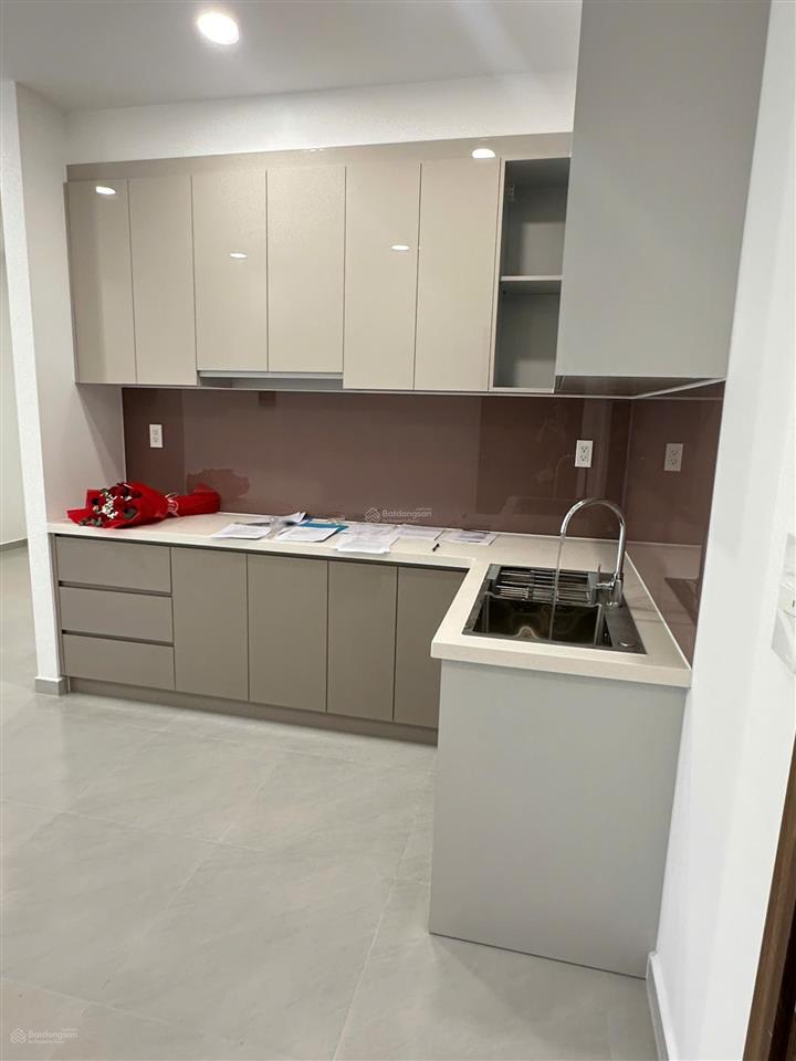 Cho thuê căn hộ 63.4 m² p.long trường  chỉ 5,5 triệu  free hồ bơi