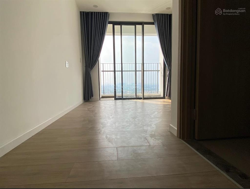 Cho thuê căn hộ 3pn 99 m² quận 9  8 triệu mt eastmark city có bếp, máy nóng lạnh khách decor