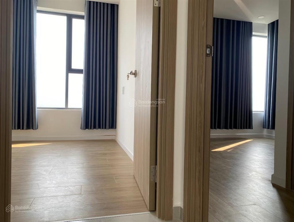 Chủ gửi thuê căn 3pn 99.9 m² giá 8 triệuquận 9,có bếp âm, rèm, nóng lạnh, phòng mới, chủ dễ tính