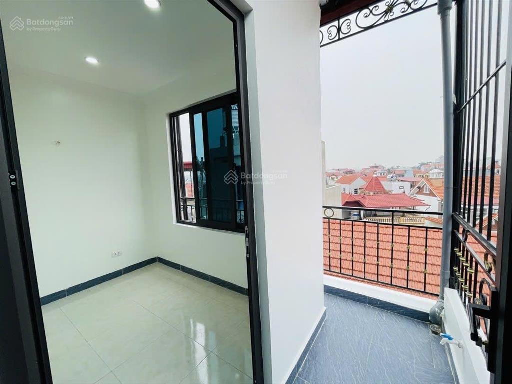Bán nhà tựu phúc, gần quận ủy bắc từ liêm  thang máy  5 tầng 35m2  chỉ 7.7 tỷ
