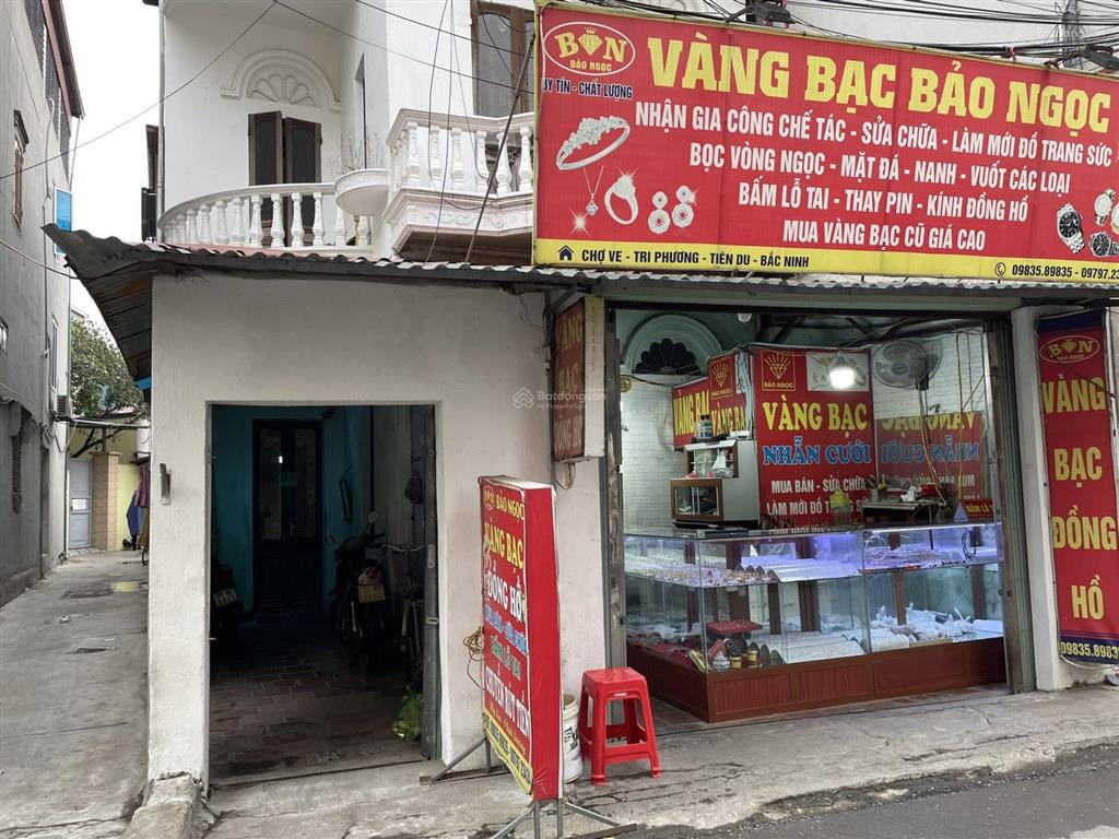 Nhà đất bán chính chủ
diện tích 116m2 ( mặt tiền 6m, hậu 7m) có 2 mặt tiền giáp đường liên xã rộng