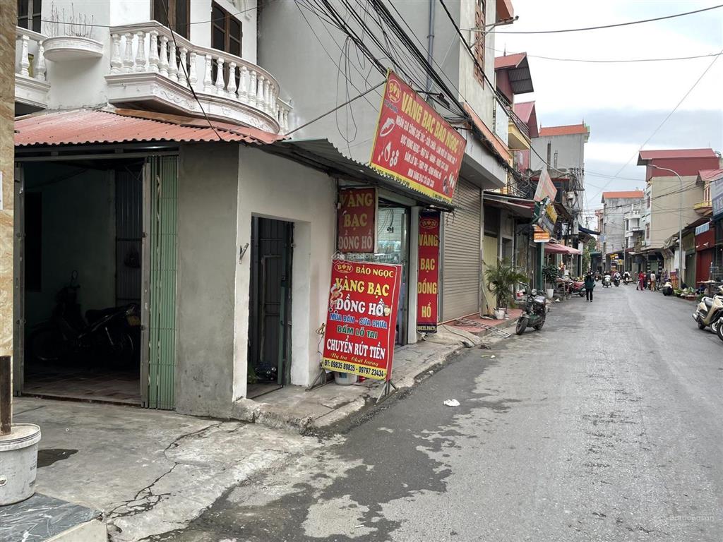 Nhà đất bán chính chủ
diện tích 116m2 ( mặt tiền 6m, hậu 7m) có 2 mặt tiền giáp đường liên xã rộng