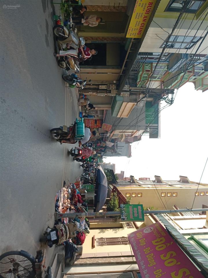 Nhà đất bán chính chủ
diện tích 116m2 ( mặt tiền 6m, hậu 7m) có 2 mặt tiền giáp đường liên xã rộng