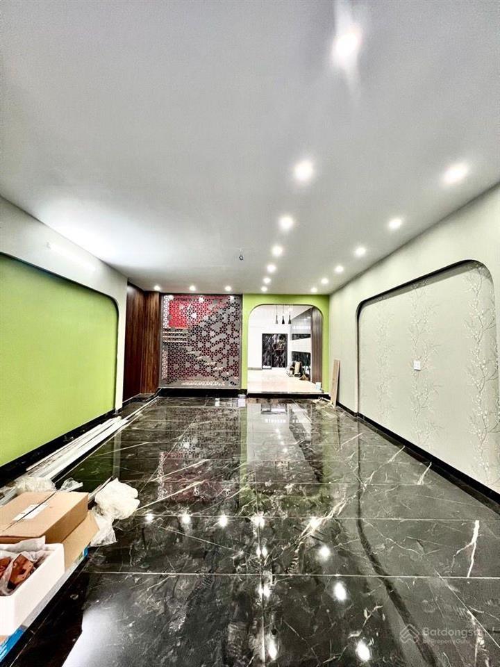 Chủ gửi bán nhà tỉnh lộ 10  dt 6x21 m đường 8m  2 tầngchỉ 5,6 tỷ