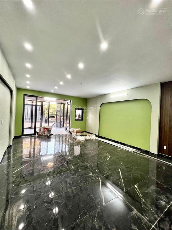 Chủ gửi bán nhà tỉnh lộ 10  dt 6x21 m đường 8m  2 tầngchỉ 5,6 tỷ