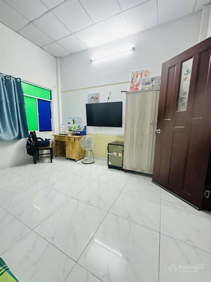 Cần tìm chủ mới cho "nàng hậu" ngang 5m x16m sát vách aeon tân phú  2tầng  hẻm 8m chỉ hơn 6