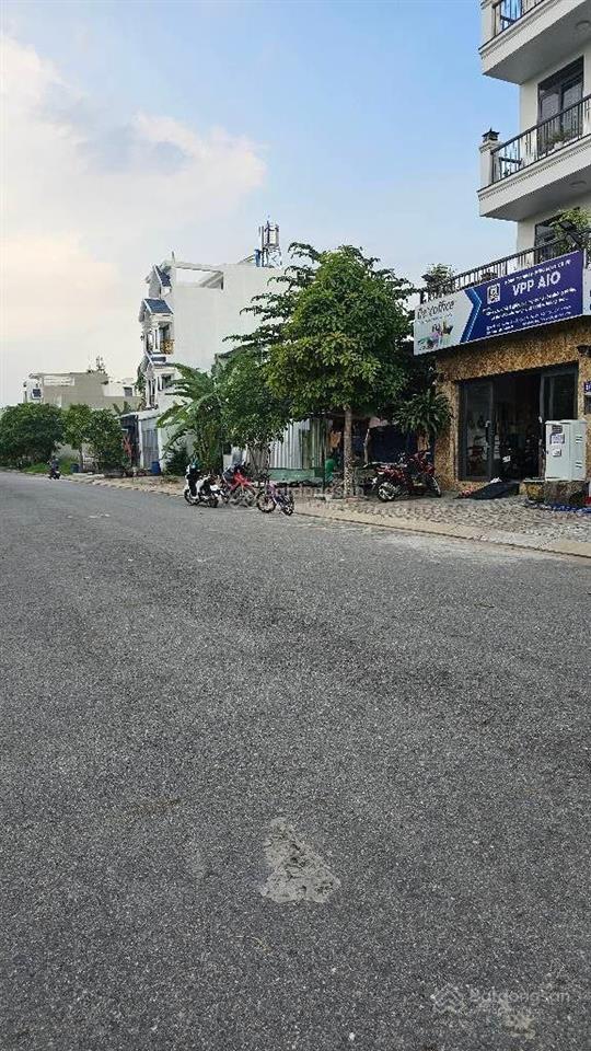 Chỉ 4 tỷ hơn  sở hữu đất nền ngay kdc phạm văn hai  ngang 5m cực hiếm diện tích 85m (5x17m)