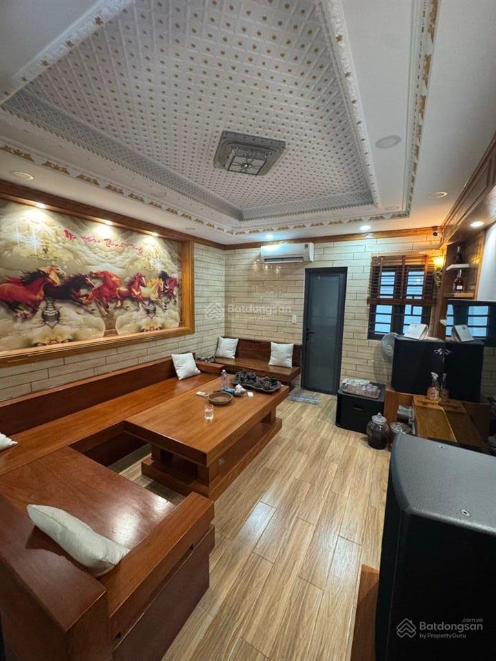 Sống thượng lưu tại khu phân lô "hồ trái tim" bình tân  nhà 5 tầng dt 4x15m hxtt  hơn 7tỷ