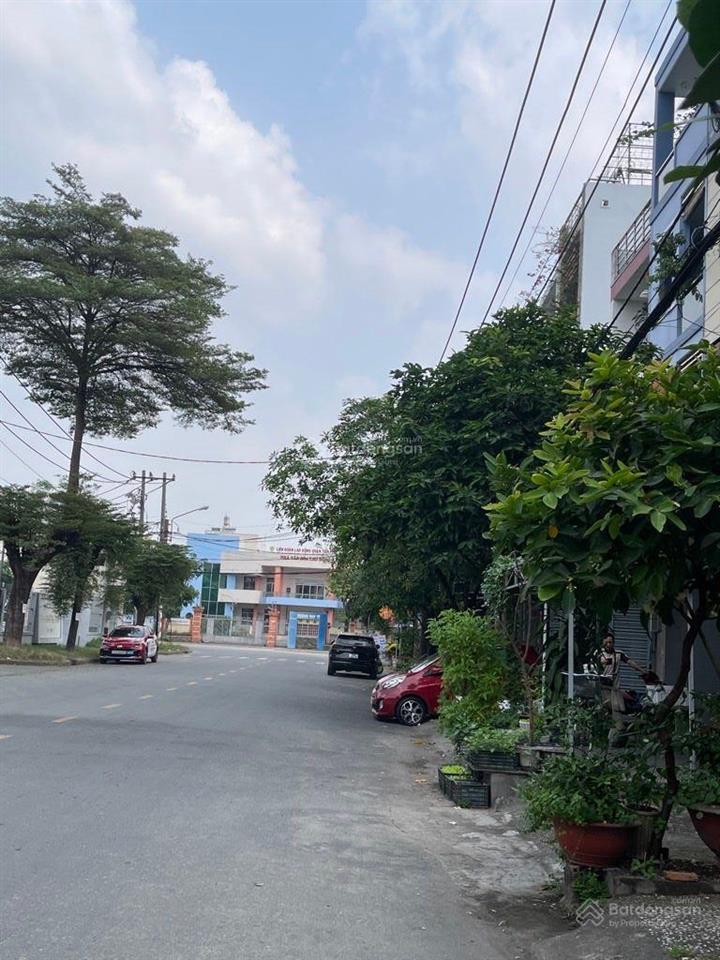 Hàng kín  mặt tiền kinh doanh tân phú view công viên  chỉ 8 tỷdt 4x15m đường 12m có lề