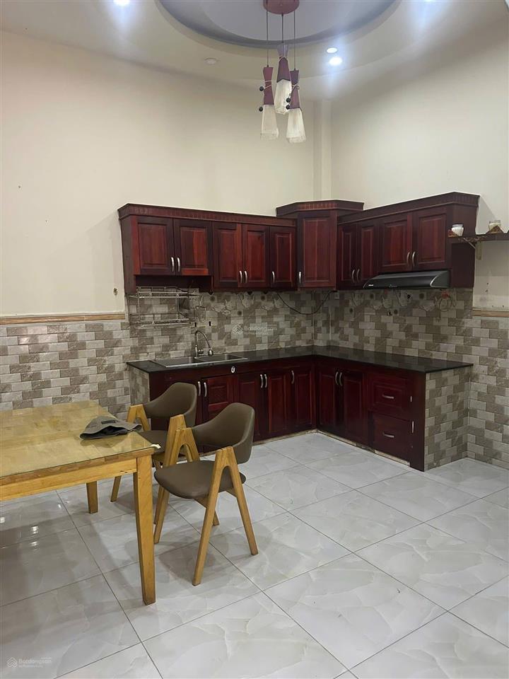 Chỉ 5.x tỷ  nhà đẹp 4 tầng btct  dt 4.5x14m  hẻm xe hơi thông sát lê trọng tấn