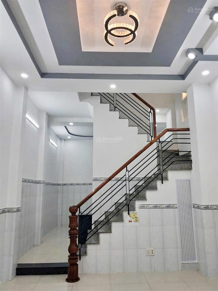 Hàng ngon bình tân]  nhà đẹp 1 trệt 2 lầu  hẻm xe tải thông dt 4x10m hơn 4 đồng xíu