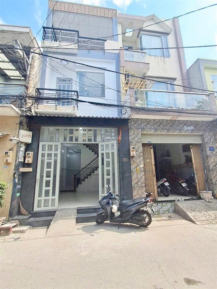 Hàng ngon bình tân]  nhà đẹp 1 trệt 2 lầu  hẻm xe tải thông dt 4x10m hơn 4 đồng xíu