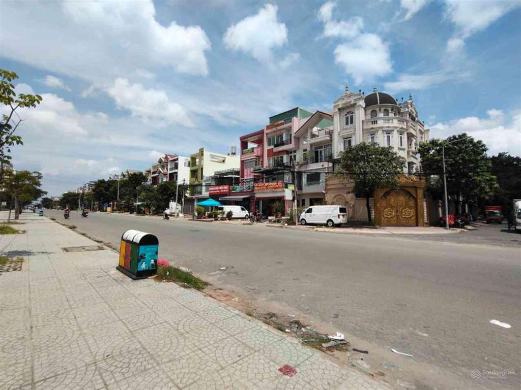 Đất vip kdc vĩnh lộc bình tân  6x20m  sát công viên hồ trái tim  chỉ 9 tỷ
