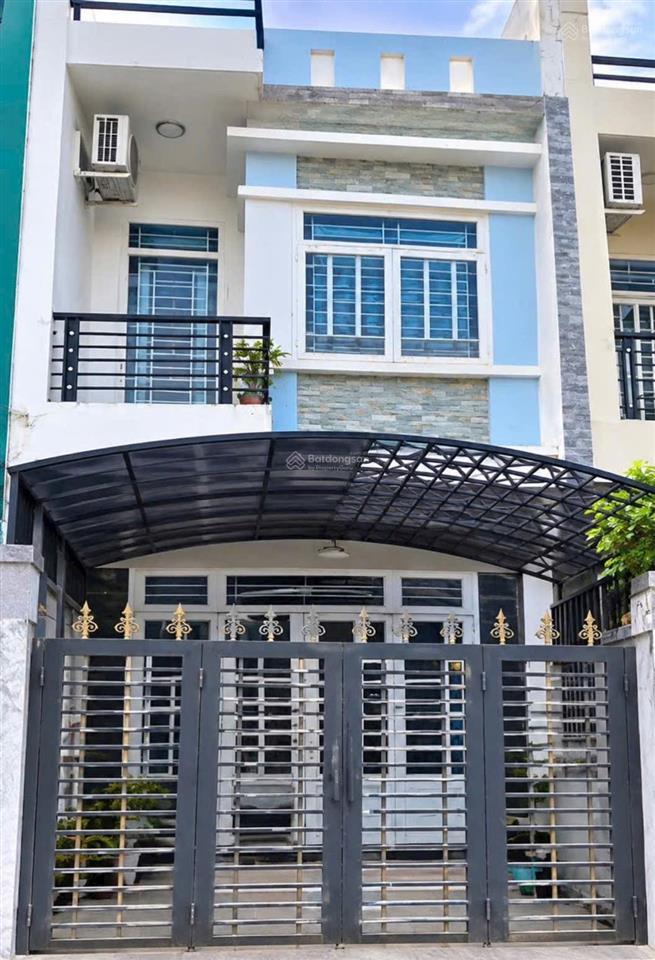Chính chủ gửi bán nhà bình tân  hẻm thông 6m  giá chỉ 4.35 tỷ (tl) dt 4x18m  2 tầng