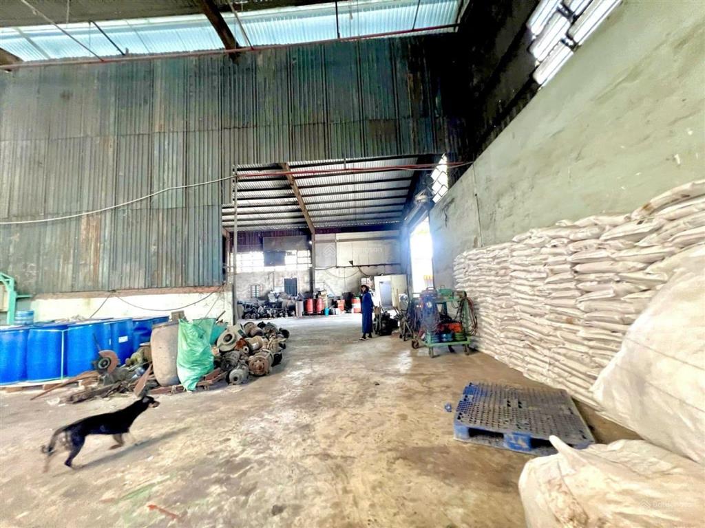 Bán gấp kho, nhà xưởng 8500m2 tại võ trần chí, tân tạo, bình tân, giá 320 tỷ vnd