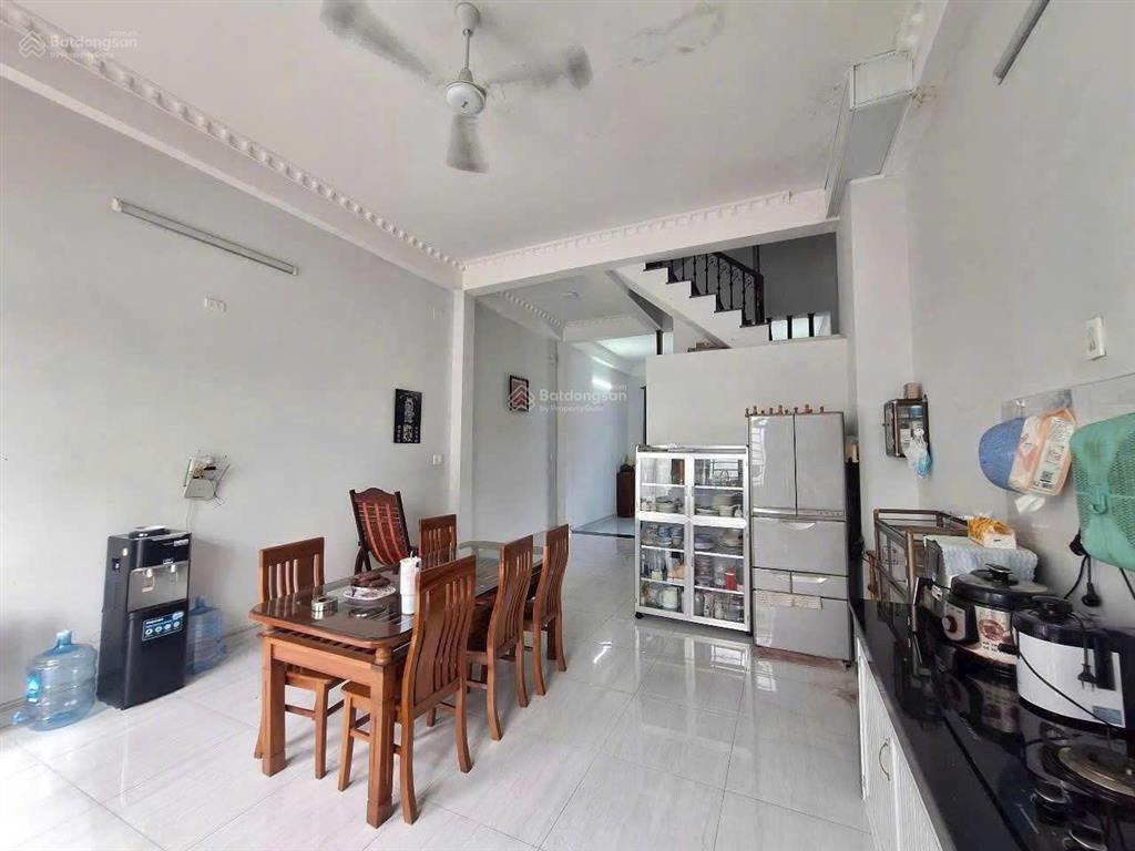 Tuấn hailongreal nhà 3 tầng rộng rãi 129m2 chỉ 6,1 tỷ xe hơi xe tải qua lại đường lê văn lương