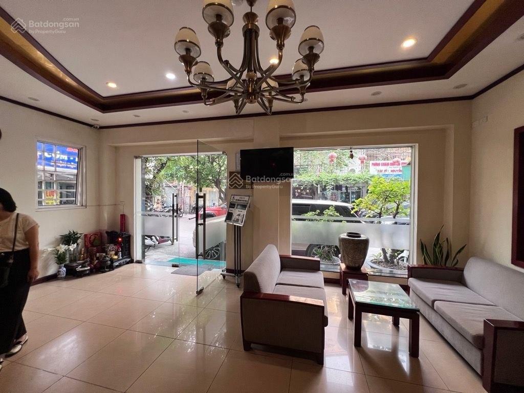 Tuyệt của đỉnh  khách sạn 3 sao 10 tầng  lô góc  doanh thu 120tr / tháng  dt 60m2 mt 7m