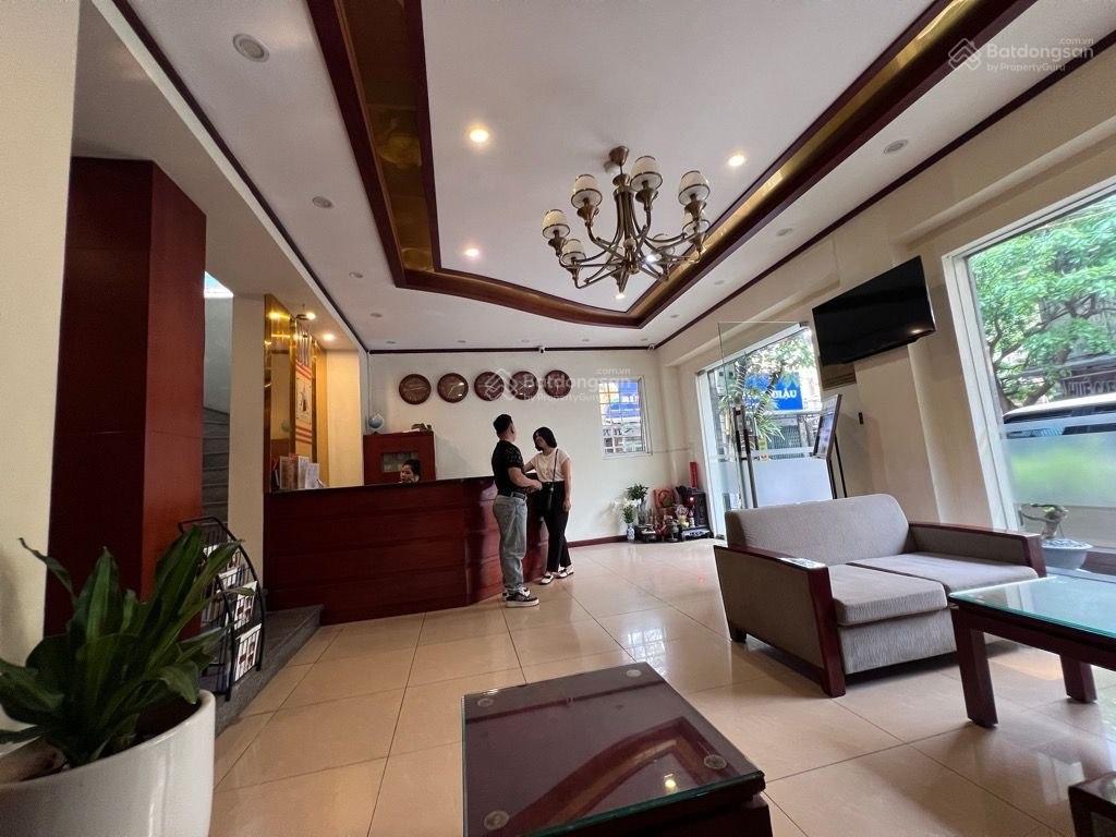 Tuyệt của đỉnh  khách sạn 3 sao 10 tầng  lô góc  doanh thu 120tr / tháng  dt 60m2 mt 7m