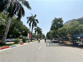 Bán nhà mặt phố nguyễn khuyến, văn quán, phân lô  ô tô  kinh doanh, 113m2, giá 29 tỷ