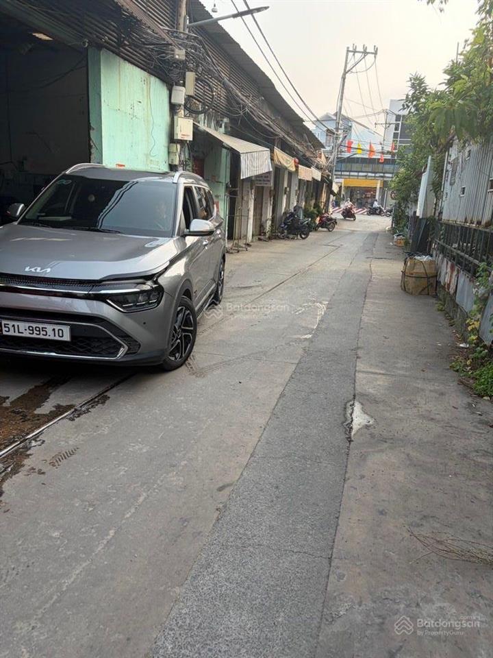 Tân kỳ tân quý  hẻm xe hơi  2 tầng  50m2  chỉ nhỉnh 3 tỷ