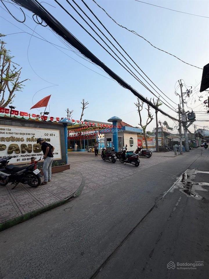 Tân kỳ tân quý  hẻm xe hơi  2 tầng  50m2  chỉ nhỉnh 3 tỷ