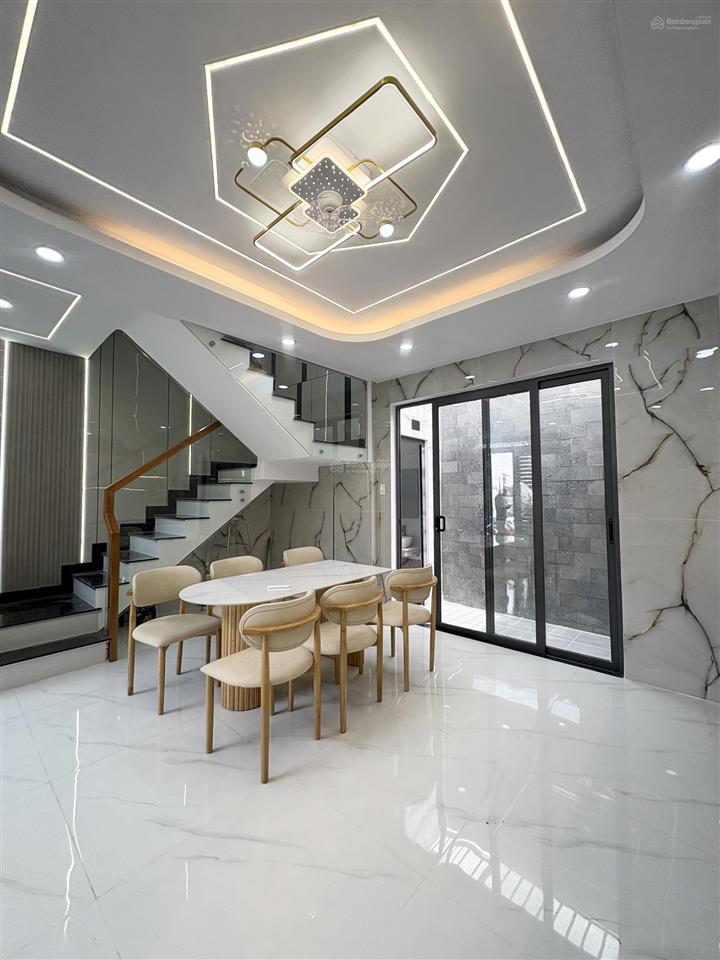 Nhà hương lộ 2 ngang 6m, 5 tầng, đường xe tải thông