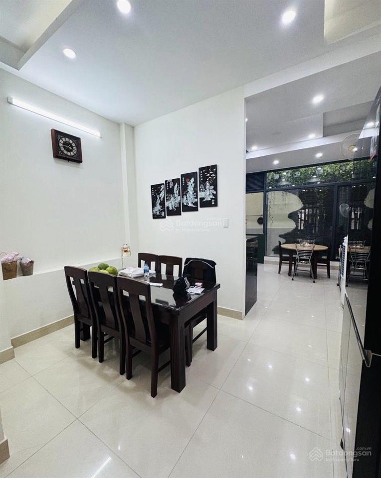 Nhà mặt tiền kd 18m ngang khủng 4.5 x 18. 413 đường lê văn quới bình trị đông bình tân