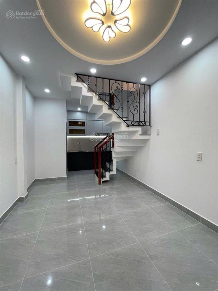 Nhà aeon tân phú 30m2, nhỉnh 2 tỷ