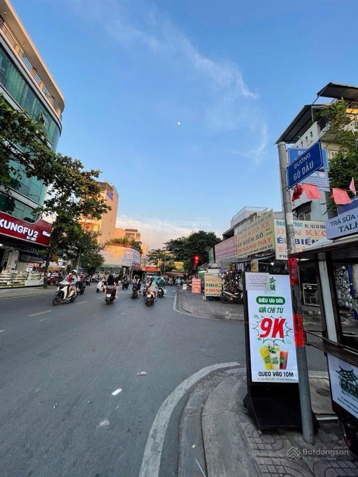 Nhà aeon tân phú 30m2, nhỉnh 2 tỷ