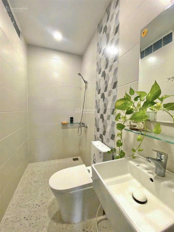 Bán nhà 4 tầng hẻm xe hơi tránh ngay chợ hiệp bình, hiệp bình chánh giá chỉ 8.3 tỷ tl.