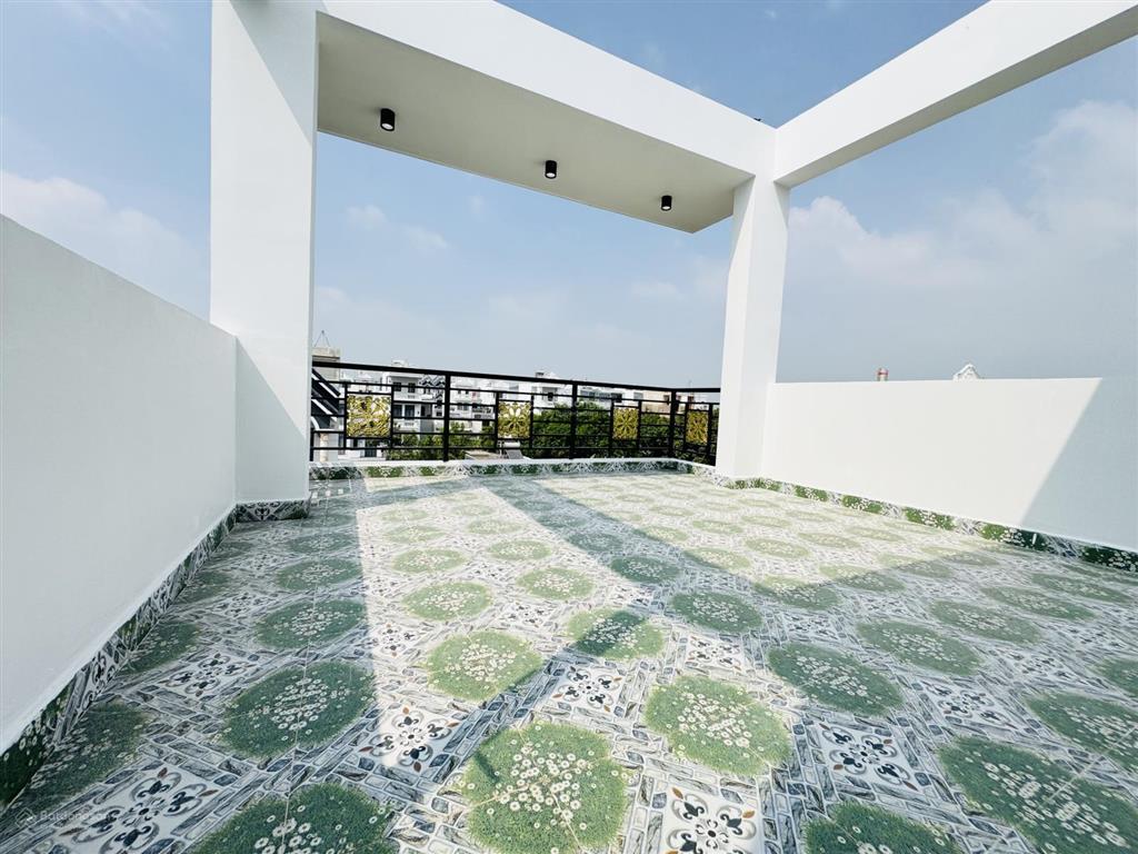 Bán nhà đẹp giá rẻ nhà 4 tấm nhà mới dt 4x15=60m2 shr hoàn công chủ tặng đầy đủ nội thất cao cấp
