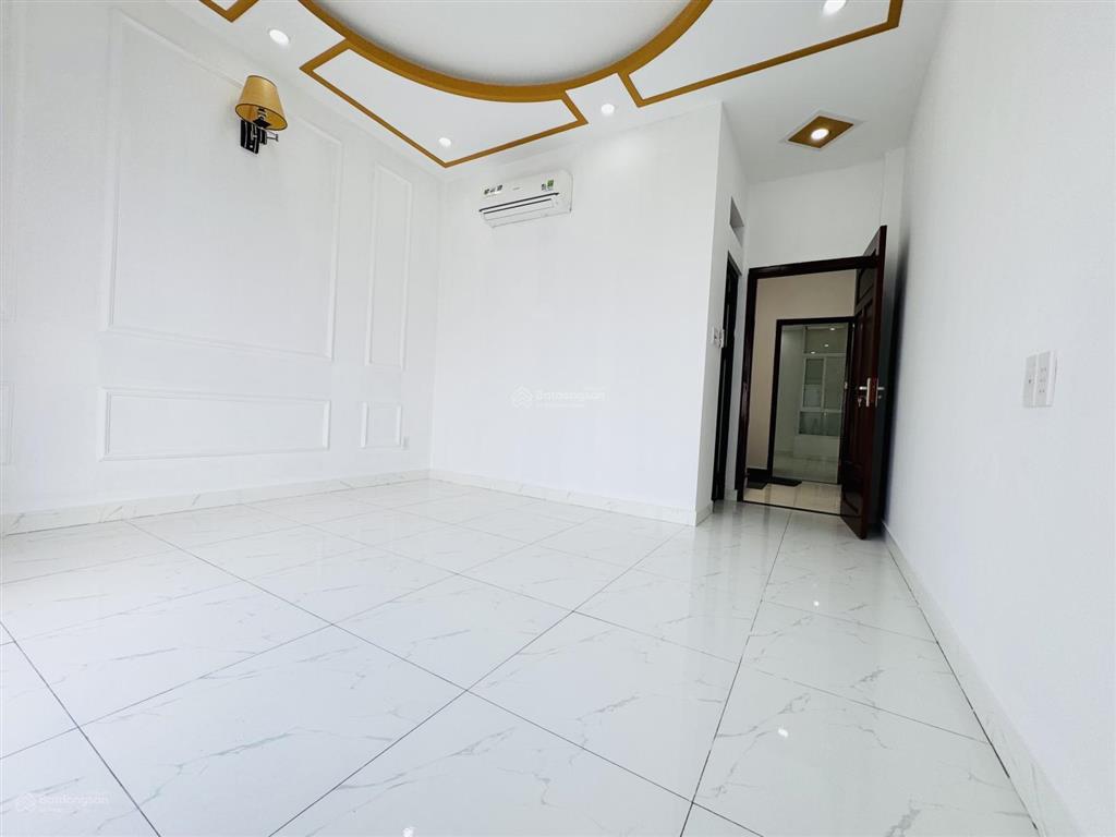 Bán nhà đẹp giá rẻ nhà 4 tấm nhà mới dt 4x15=60m2 shr hoàn công chủ tặng đầy đủ nội thất cao cấp