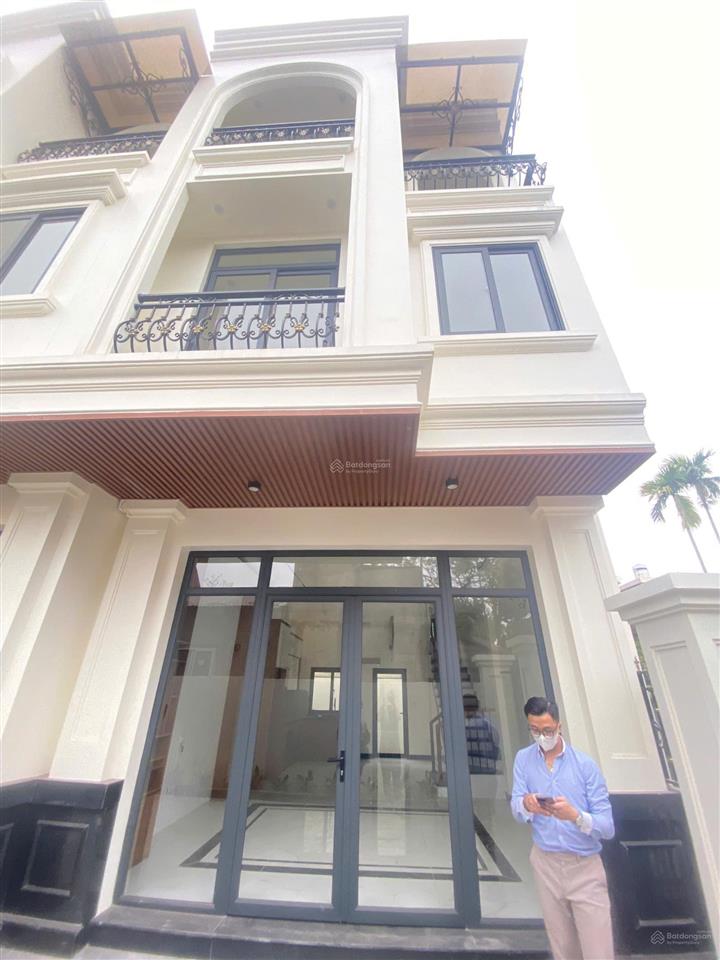 Nhà đẹp vân côn, sát đại lộ thăng long, vành đai 4. 42m2*4t, 4pn, tiện ích đầy đủ, giá chỉ 3,93 tỷ