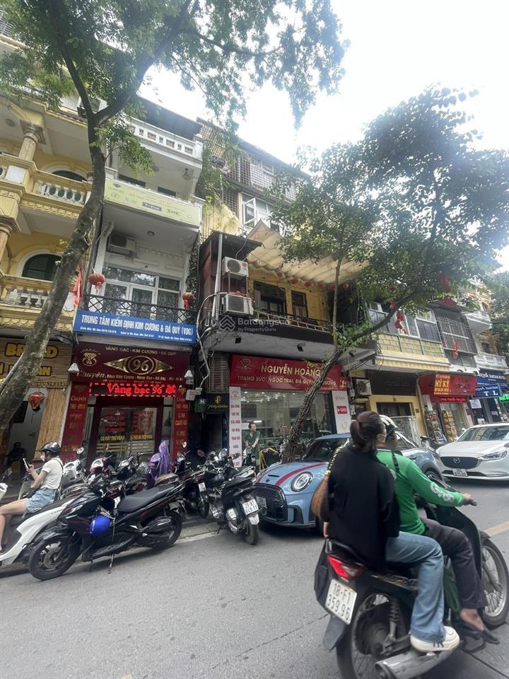 Mặt phố mã mây 55m2, mặt tiền 3,2m, giá thuê 85 triệu/tháng. l/h 0342 567 ***