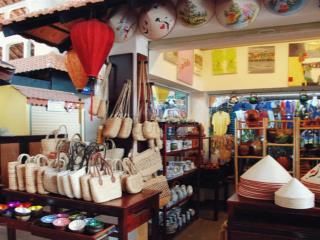 Mặt phố lý quốc sư 30m2, mặt tiền ~3m, giá thuê 55 triệu/tháng. l/h 0342 567 ***