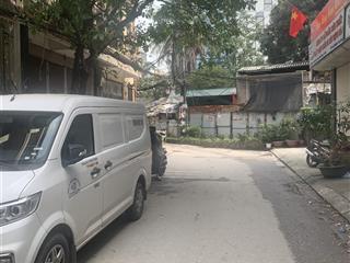 Nhà ngõ 68 cầu giấy 70m2, mặt tiền 3,5m. ngõ 2 ô tô tránh. l/h 0342 567 ***