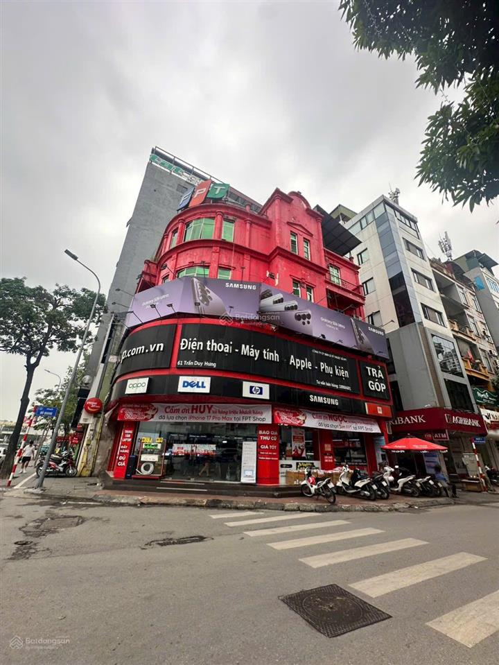 Mặt phố tràng thi 900m2, mặt tiền 30m, giá 350 triệu/tháng.  0342 567 ***