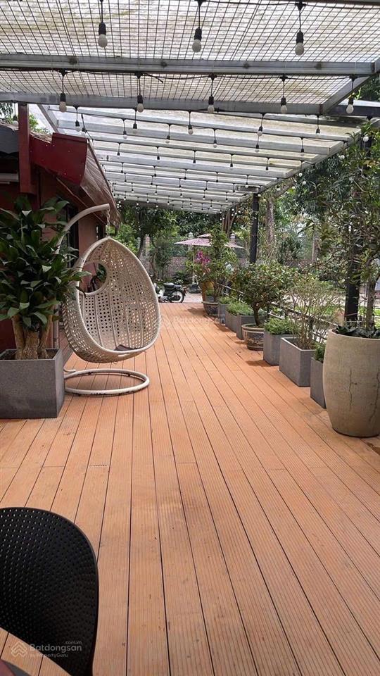 Nhà vườn mặt phố từ hoa  tây hồ. 700m2, giá 60triệu/ tháng.  0342 567 ***