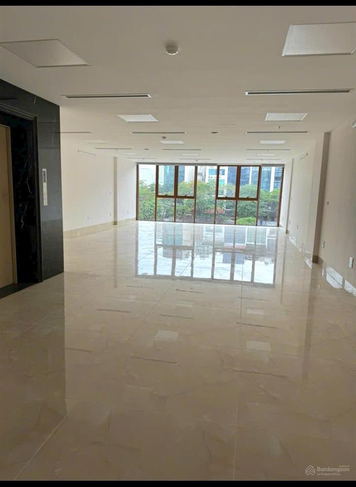 Trần huy liệu tổng diện tích 40m2, mặt tiền 4m, giá 20 triệu/tháng.  0342 567 ***