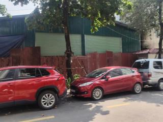 Cho thuê kho, xưởng khu đô thị him lam vạn phúc hà đông, mặt tiền rộng 14m 300m², giá 45 triệu.