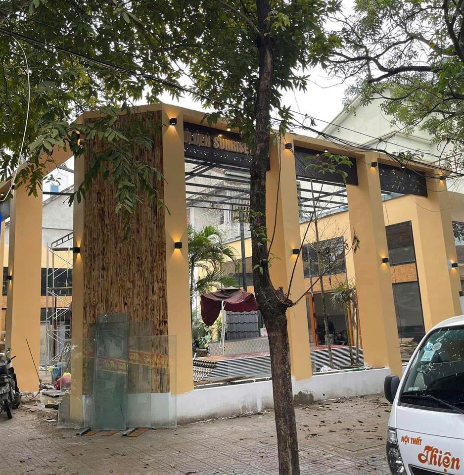 Mặt bằng kinh doanh cafe, nhà hàng siêu phù hợp ở đống đa với diện tích 600m2, giá 65 triệu/tháng