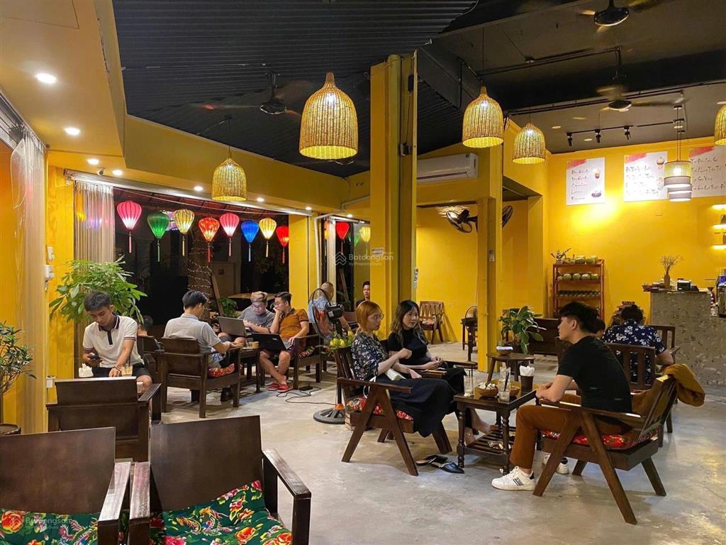 Mặt bằng kinh doanh cafe, nhà hàng siêu phù hợp ở đống đa với diện tích 600m2, giá 65 triệu/tháng