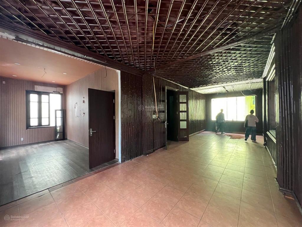 Biệt thự sân vườn nguyễn thị định 260m2 x 4 tầng, mặt tiền 20m  kinh doanh mọi mô hình.