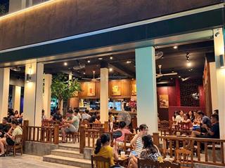 Lô góc mặt phố hàm nghi  chân đế chung cư 300m2, giá 155 triệu/tháng.  0342 567 ***